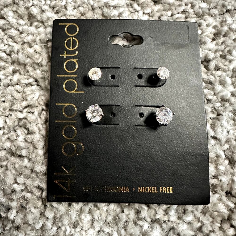 Earrings Studs Cubic Zurconia Set of 2 14K Gold Plated NEW